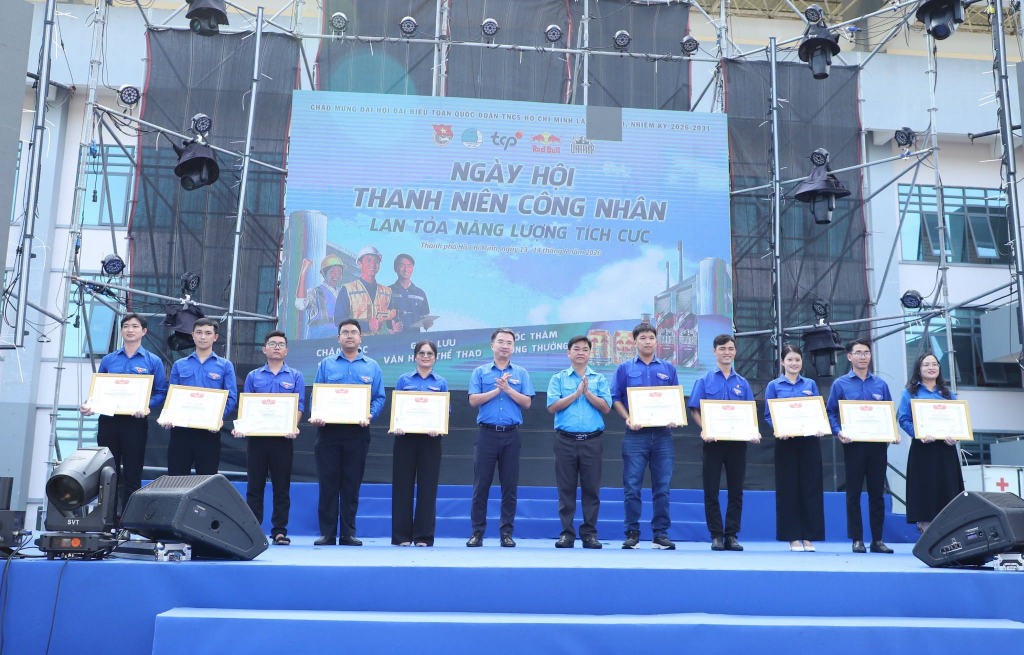 TRUNG ƯƠNG HỘI LHTN VIỆT NAM TUYÊN DƯƠNG THỦ LĨNH THANH NIÊN CÔNG NHÂN TIÊU BIỂU TẠI CÁC KCX, KCN THÀNH PHỐ NĂM 2026