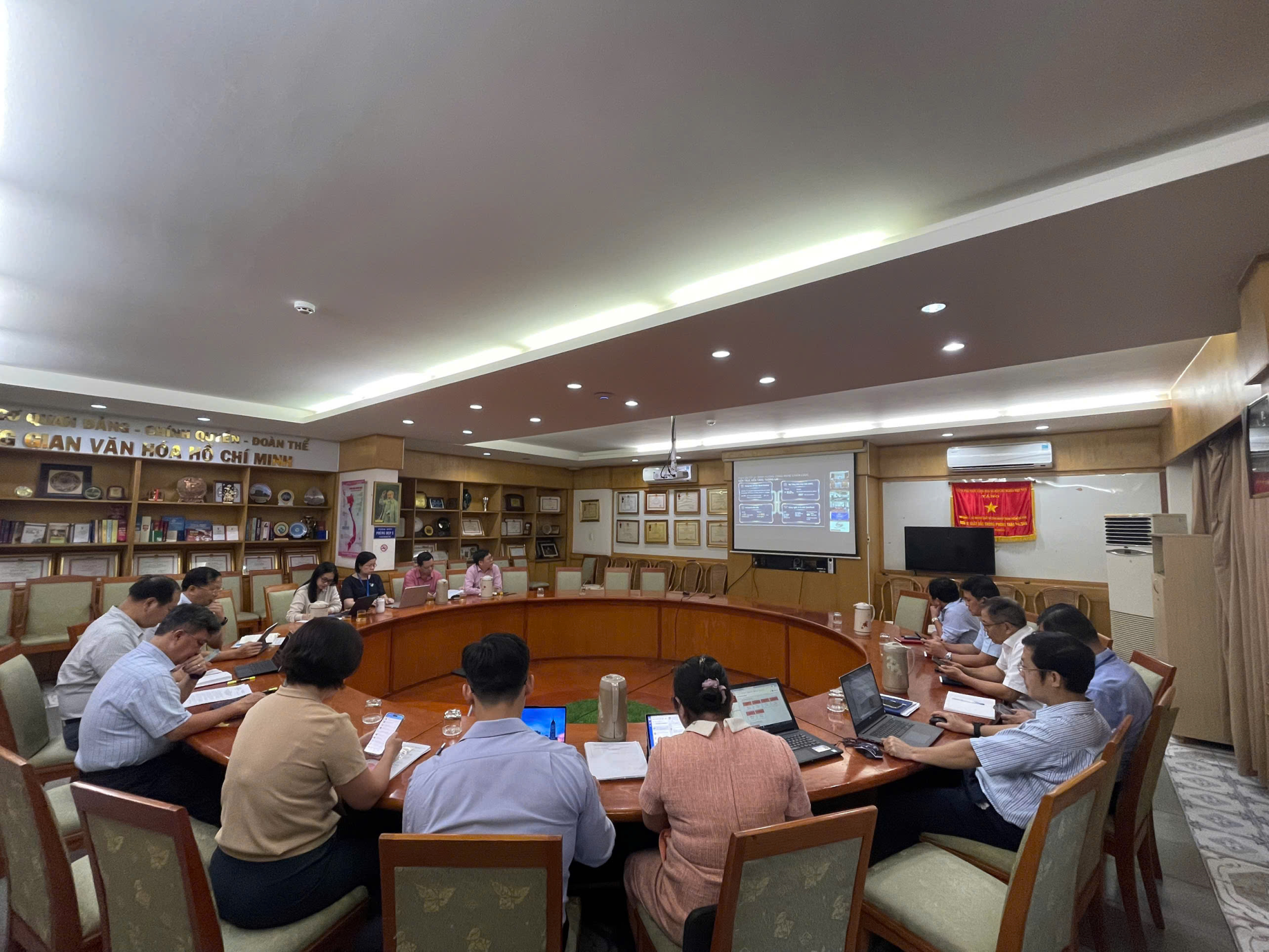 Đảng ủy HEPZA tham dự Hội nghị trực tuyến sơ kết thực hiện Nghị quyết 57, Đề án 204 và Đề án 06