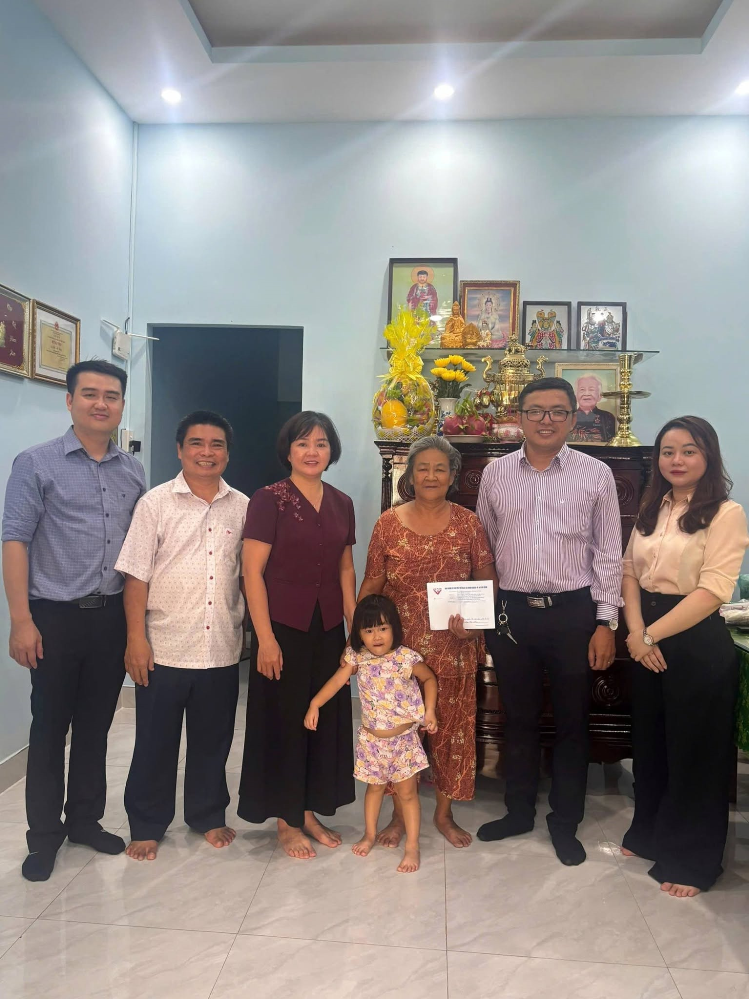 THĂM HỎI GIA ĐÌNH MẸ VIỆT NAM ANH HÙNG NHÂN KỶ NIỆM 79 NĂM NGÀY THƯƠNG BINH - LIỆT SĨ