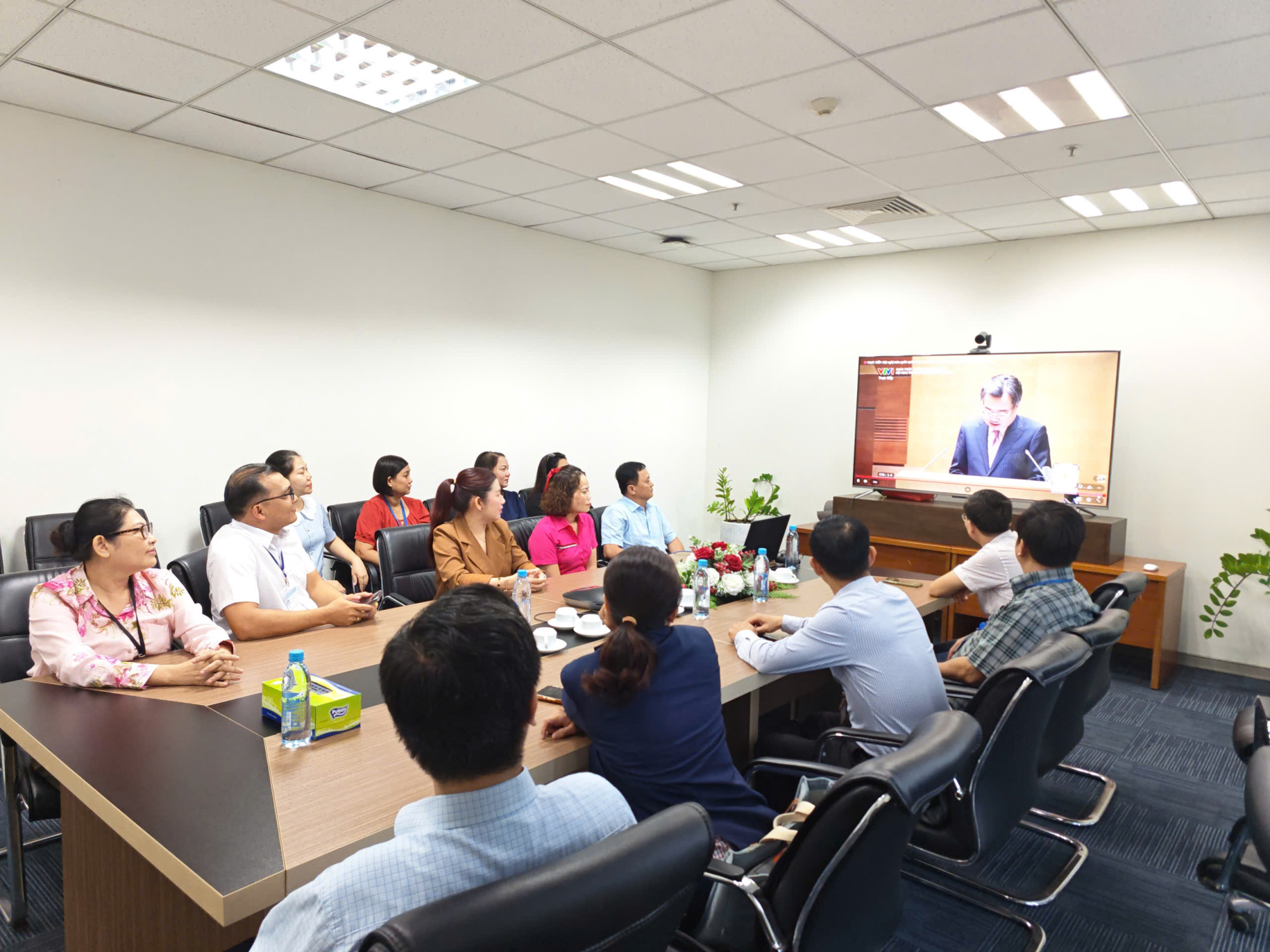 Hội nghị toàn quốc nghiên cứu, học tập, quán triệt Nghị quyết Hội nghị Trung ương lần thứ ba khóa XIV